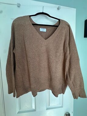 Old Navy Women's V-Neck Ribbed Sweater - Brown